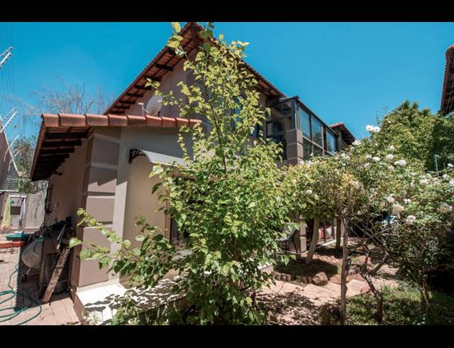 4 BEDROOM HOUSE FOR SALE IN BEDFORDVIEW